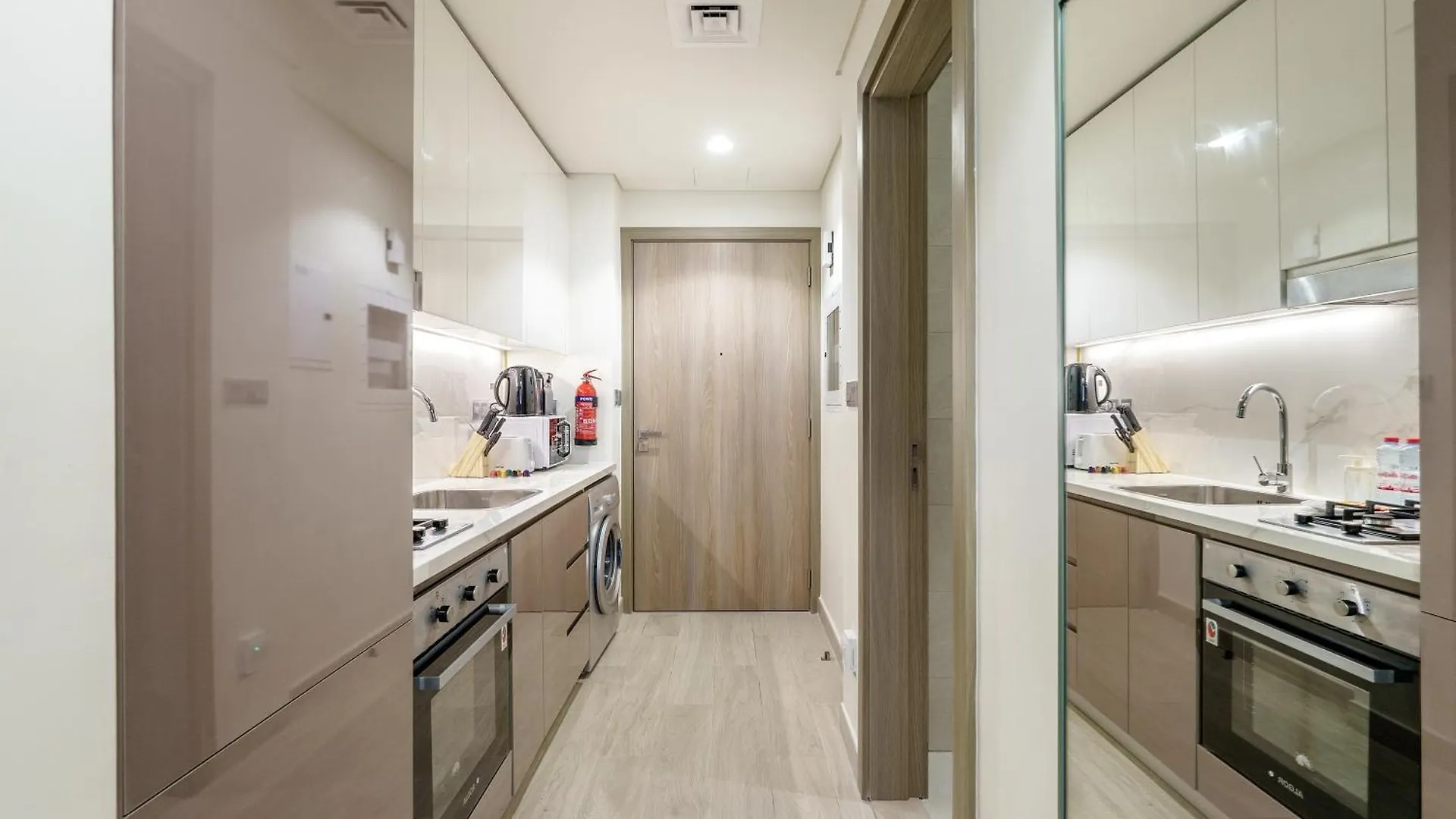 Apartment Stylish & Spacious Studio In Meydan Dash Stays Dubai