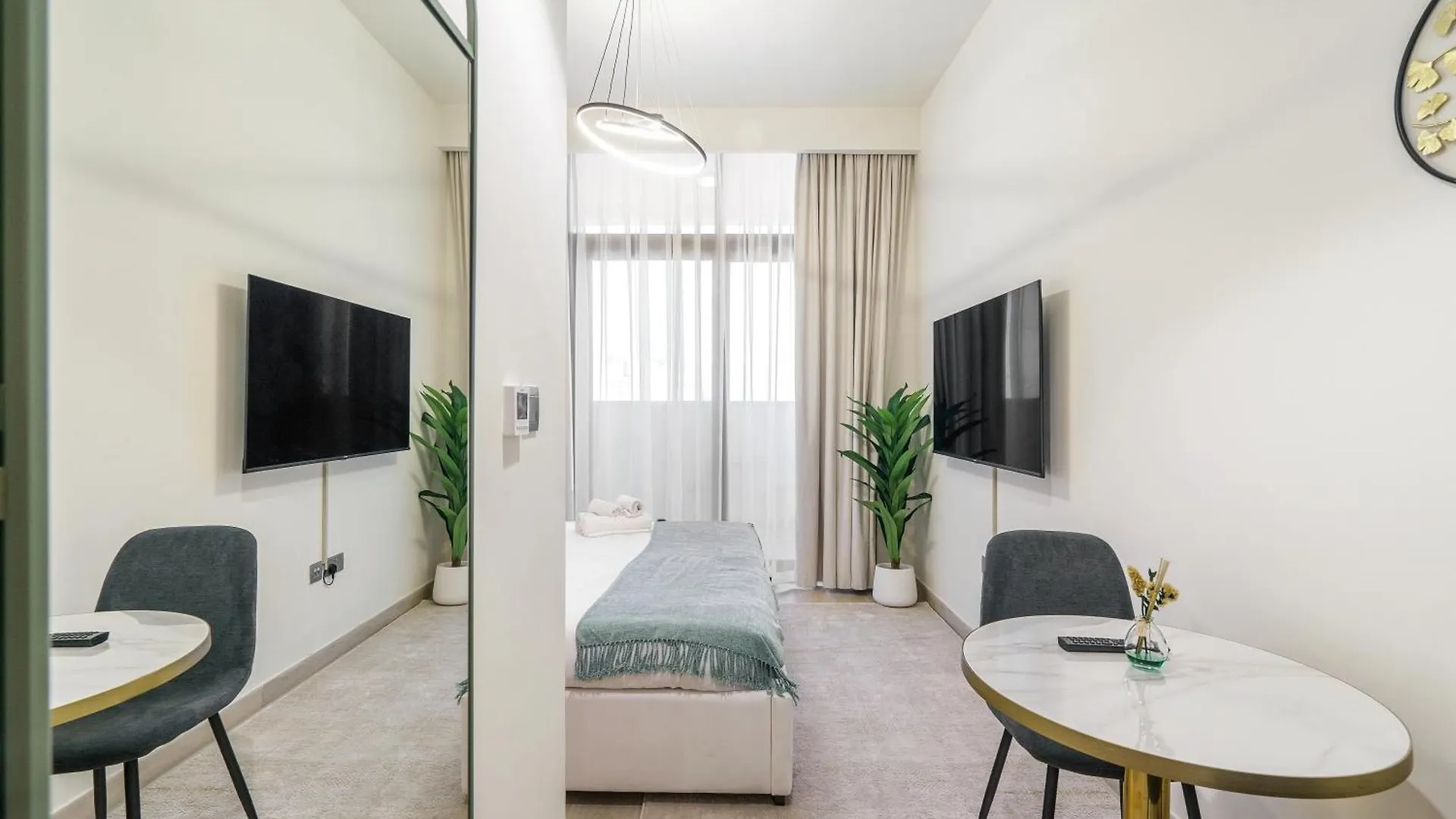 Stylish & Spacious Studio In Meydan Dash Stays Dubai Emirados Árabes Unidos
